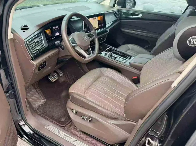 大众威然 正面外观三