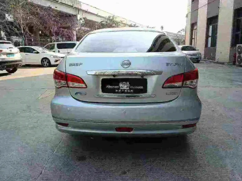 日产轩逸 内饰前排