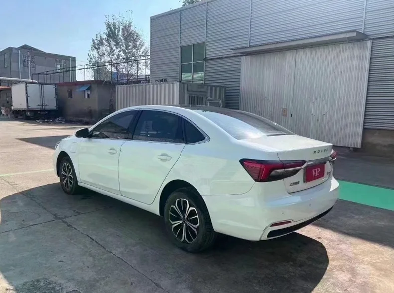 荣威i6 内饰前排