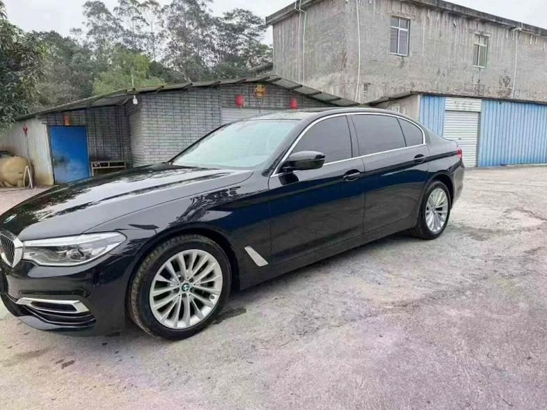 宝马5系 正面外观二