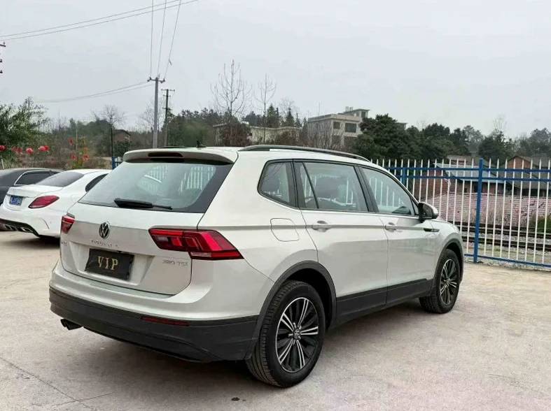 大众途观 内饰后排