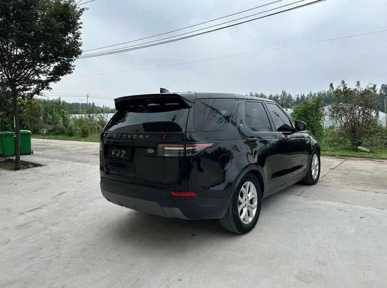 路虎发现 后面外观一