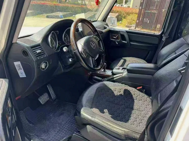 奔驰G 后面外观一