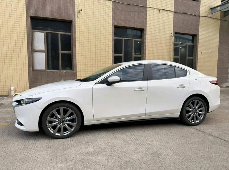 马自达昂克赛拉 正面外观二