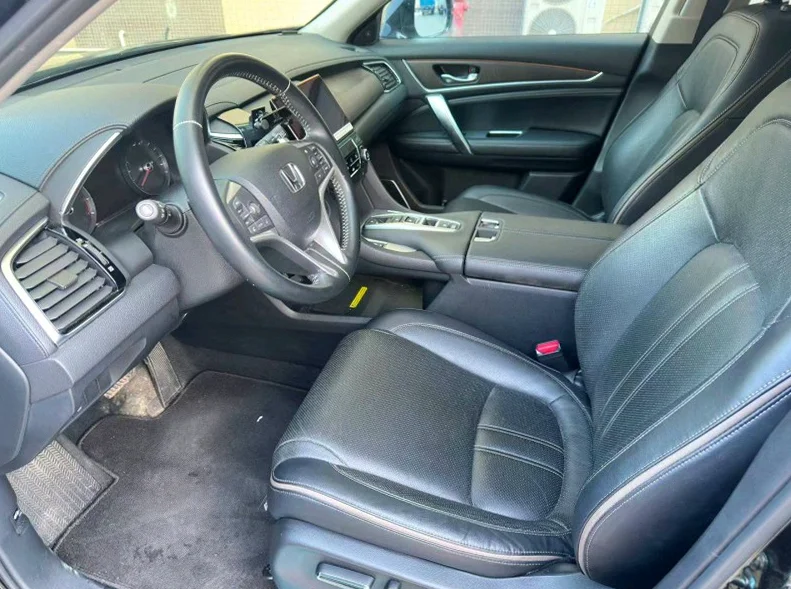 本田冠道 后面外观三