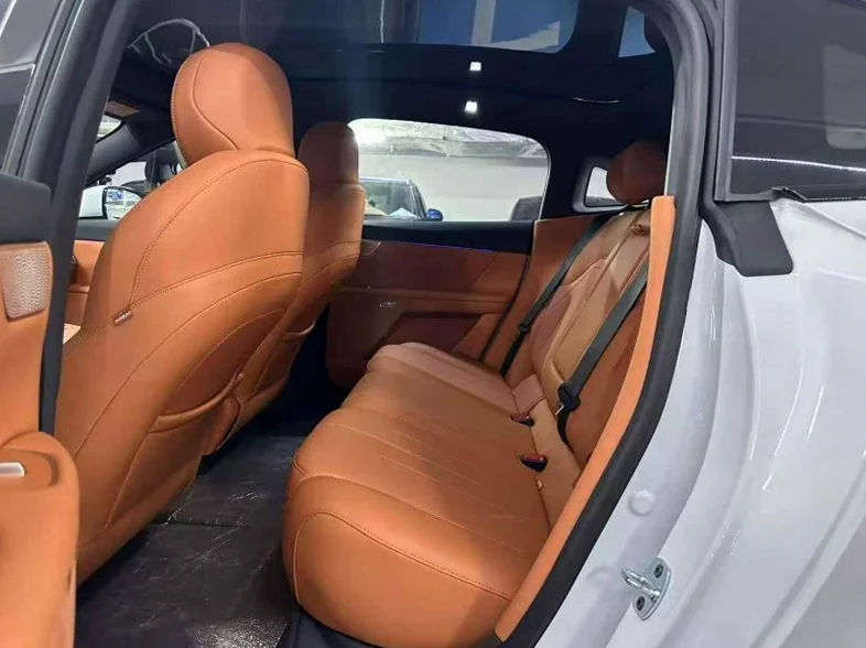 东风奕派 后面外观二