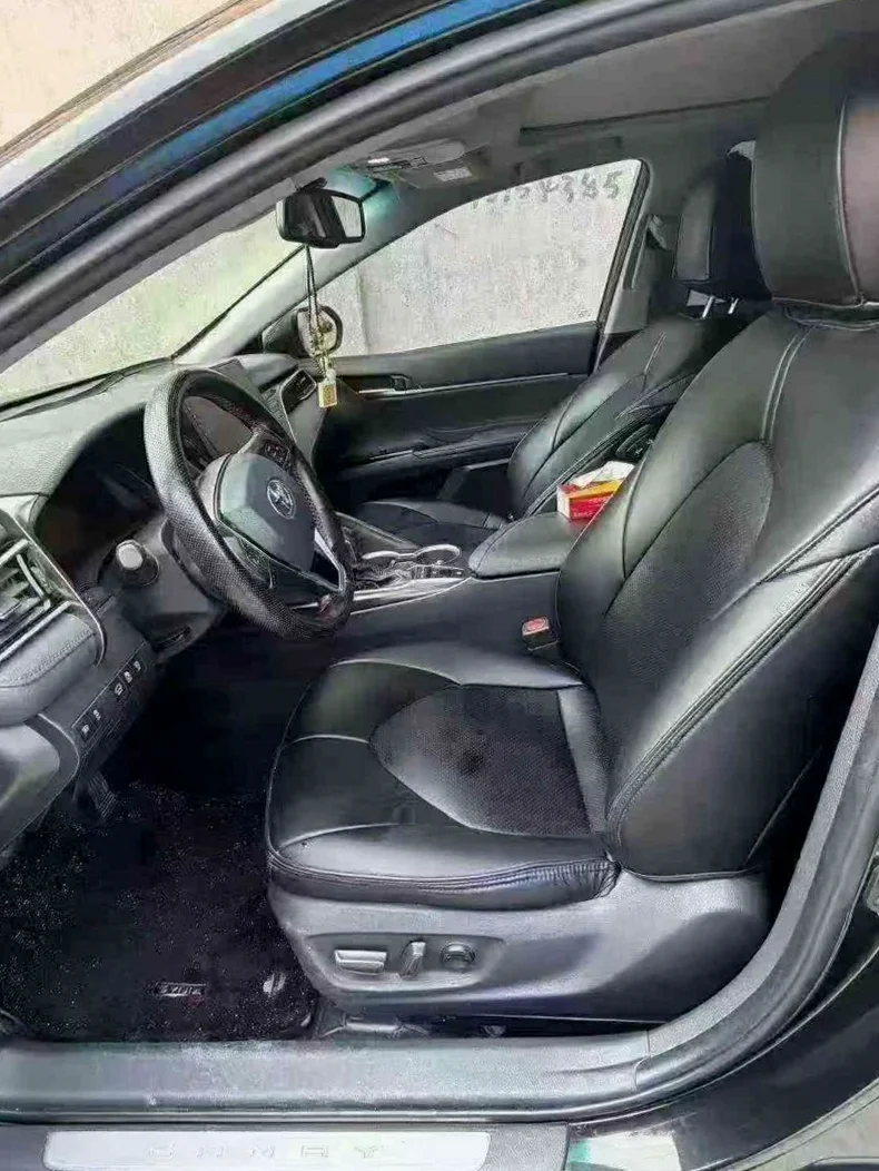 丰田凯美瑞 后面外观一