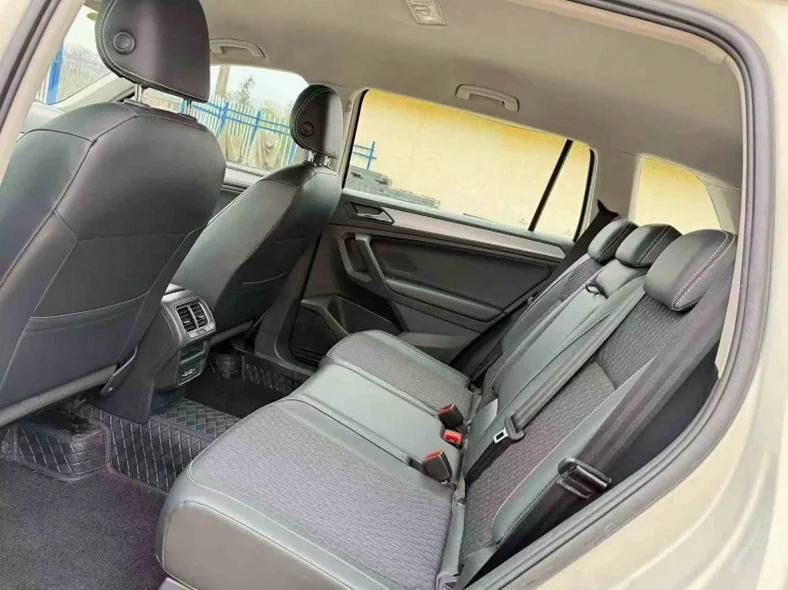 大众途观 后面外观二