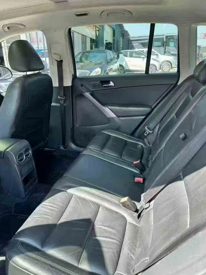 大众途观 后面外观二