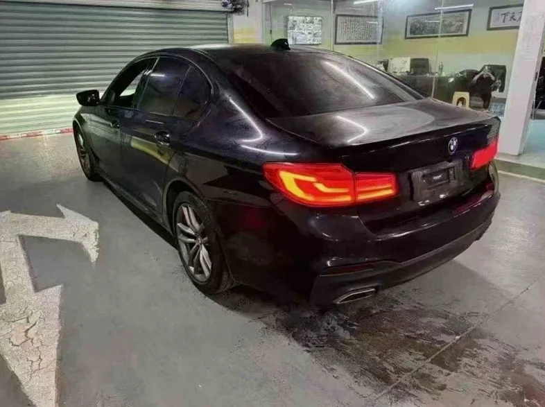 宝马5系 驾驶室