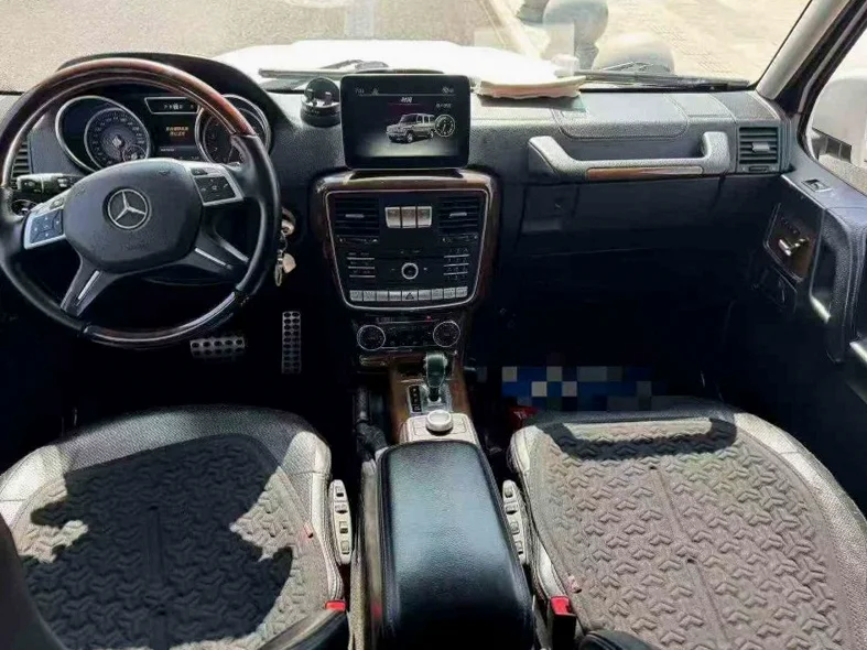 奔驰G 后面外观二