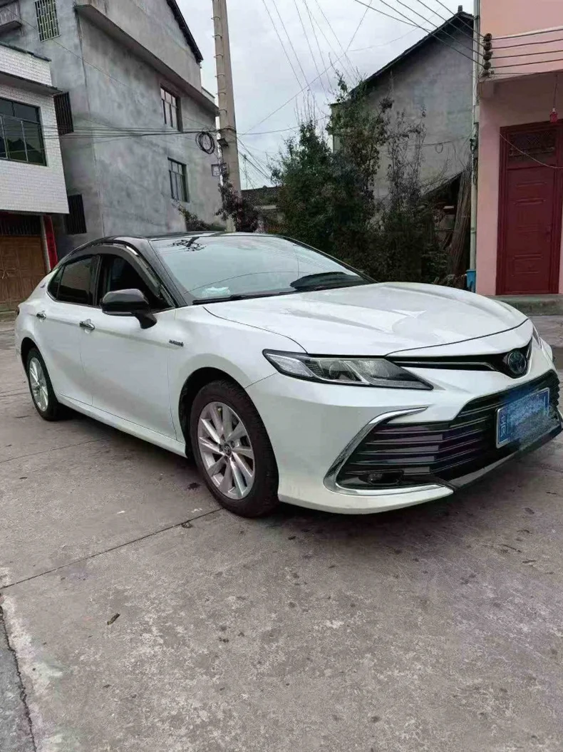 丰田凯美瑞 正面外观三