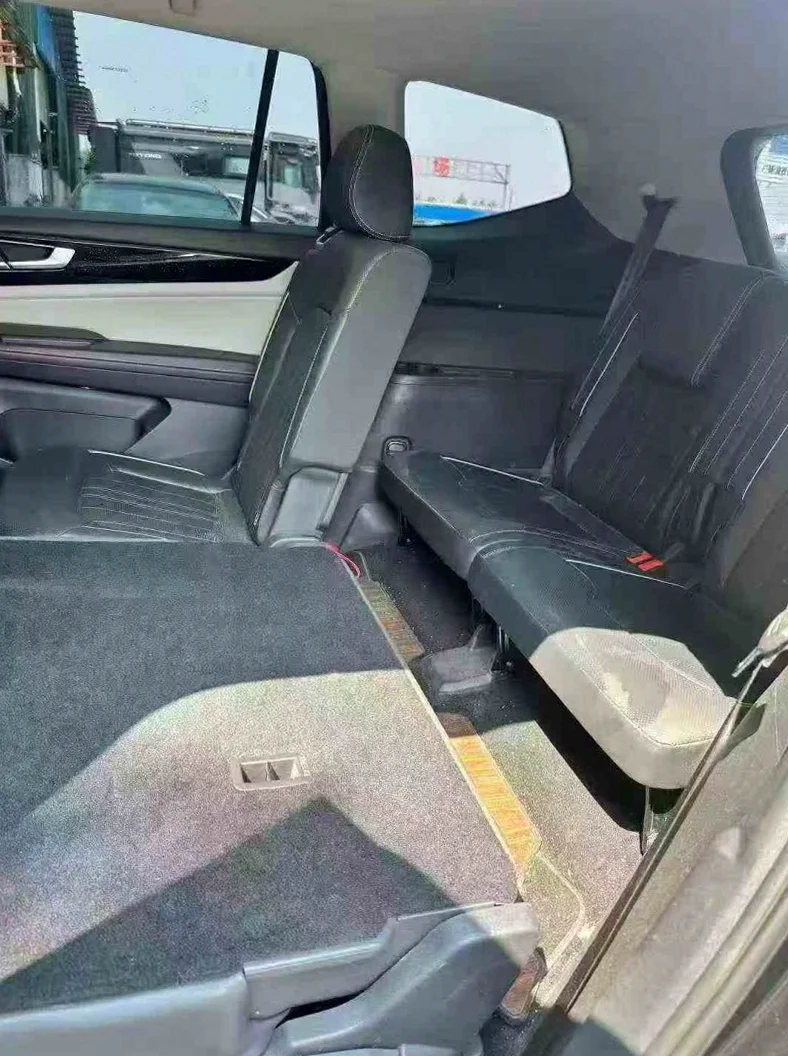 大众途昂 后面外观二