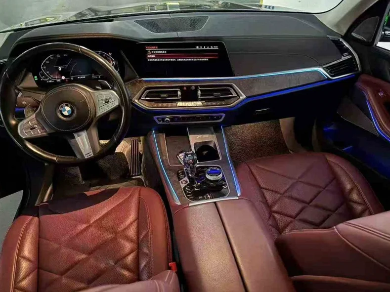 宝马X5 后面外观二