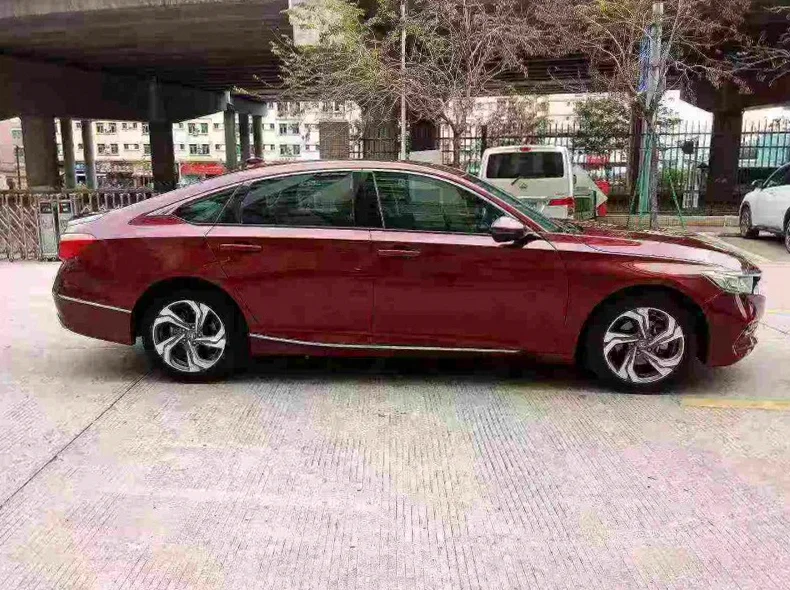 本田雅阁 后面外观三