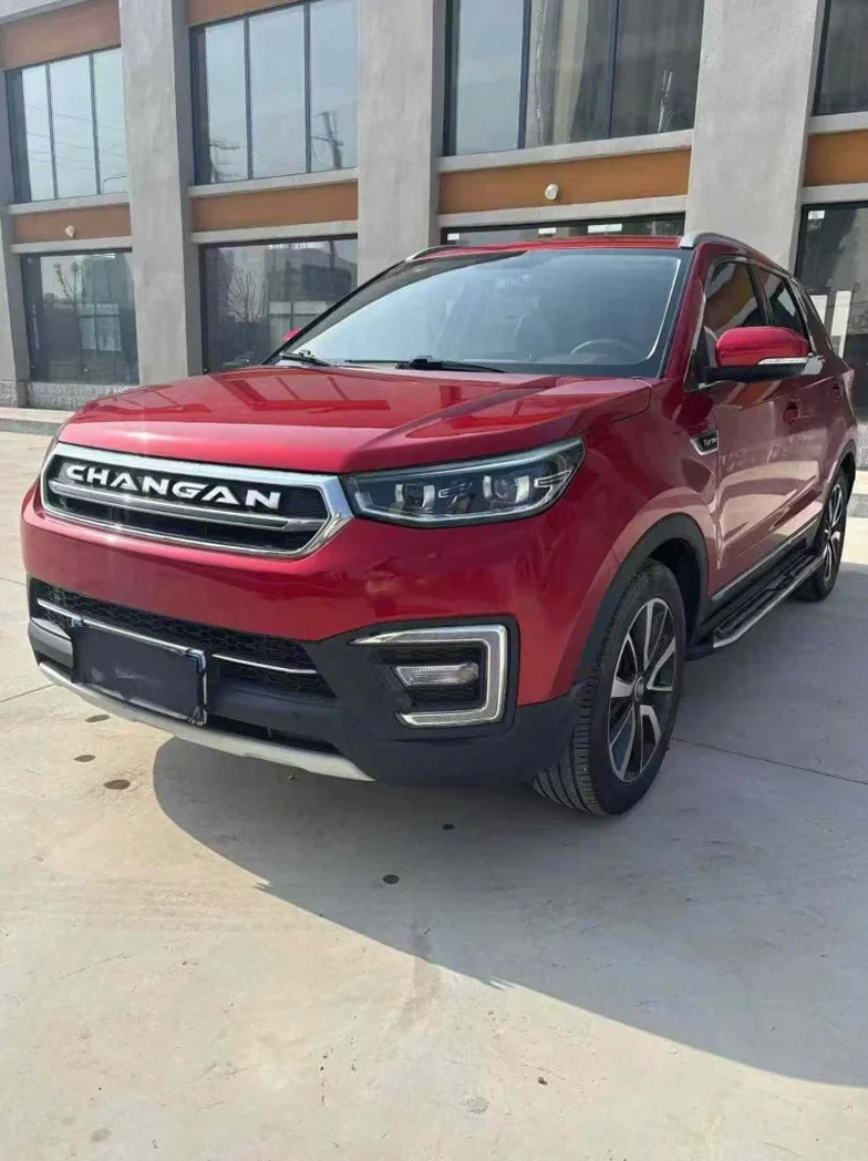 长安汽车CS55 正面外观三