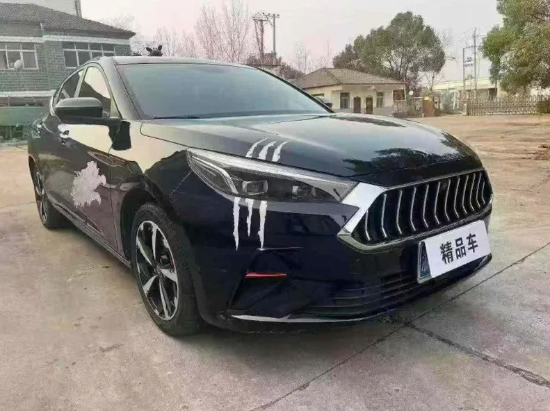 江淮A5 正面外观二