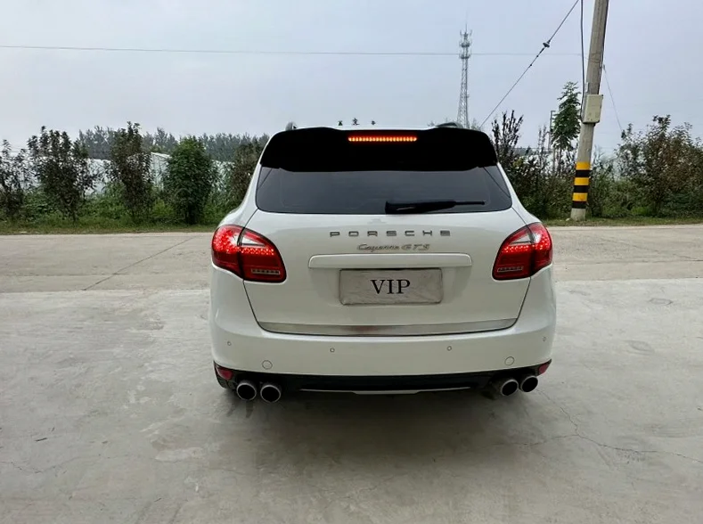 保时捷卡宴 驾驶室