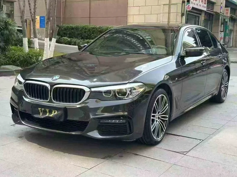 宝马5系 正面外观二