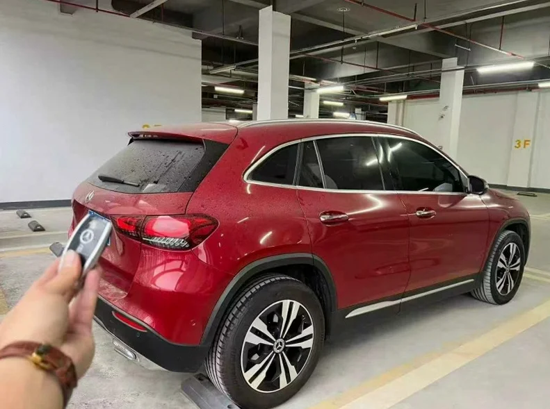 奔驰GLA 后面外观二