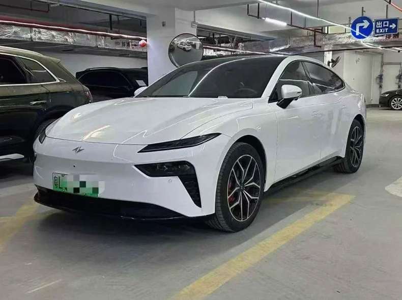 东风奕派 正面外观二