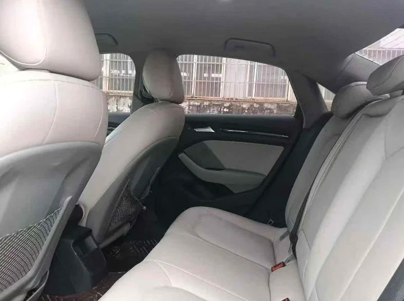 奥迪A3 后面外观二