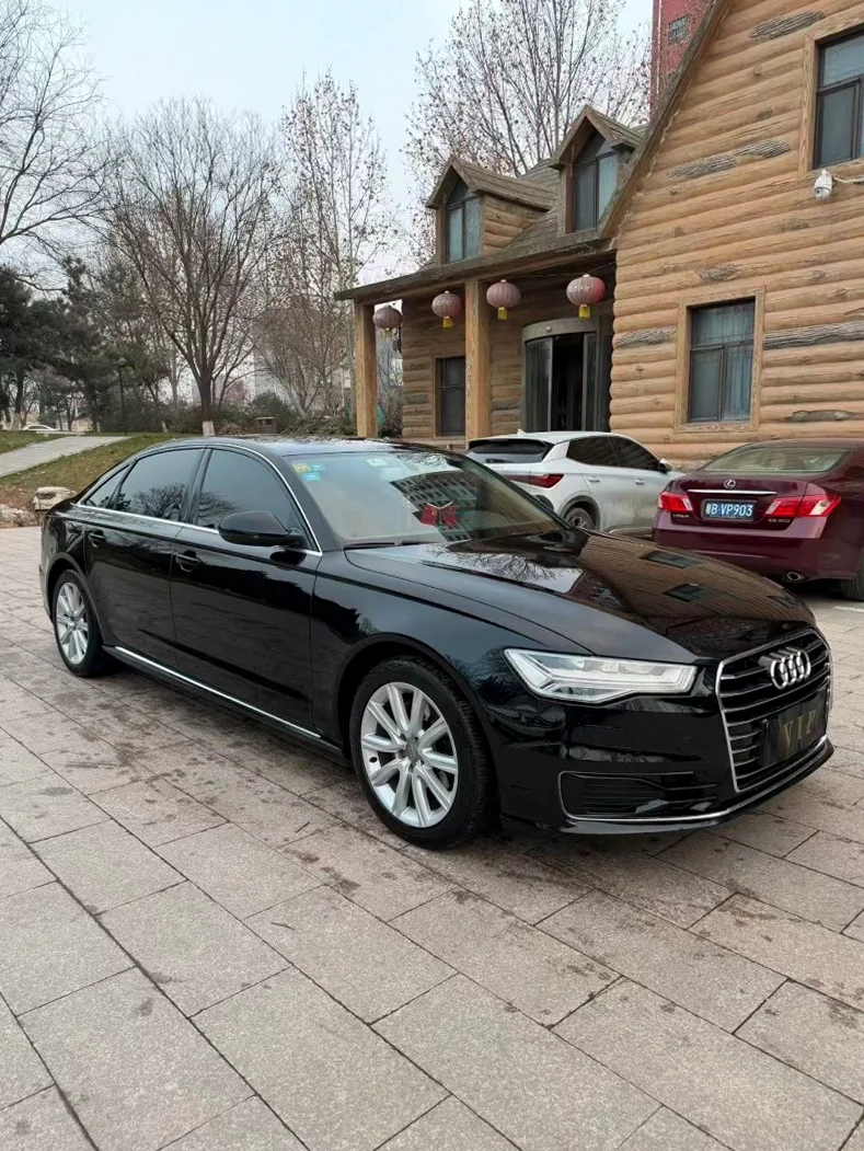 奥迪A6L 正面外观三