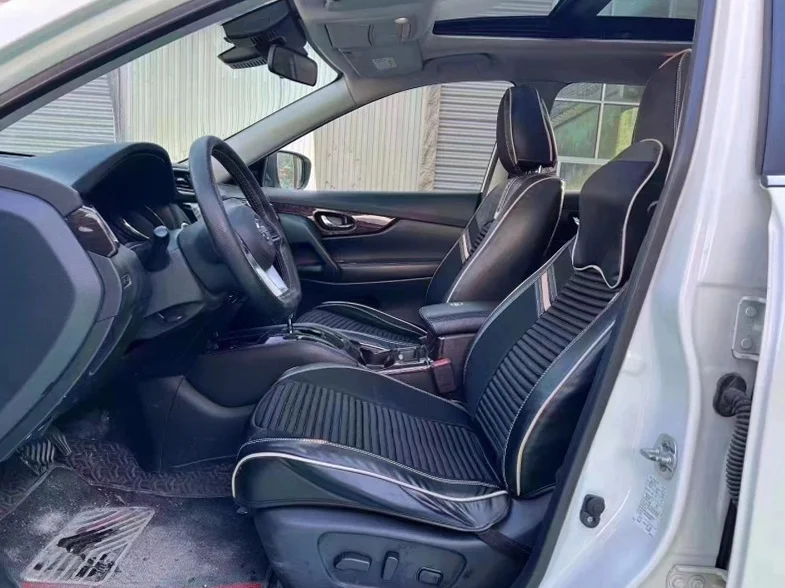 日产奇骏 后面外观二