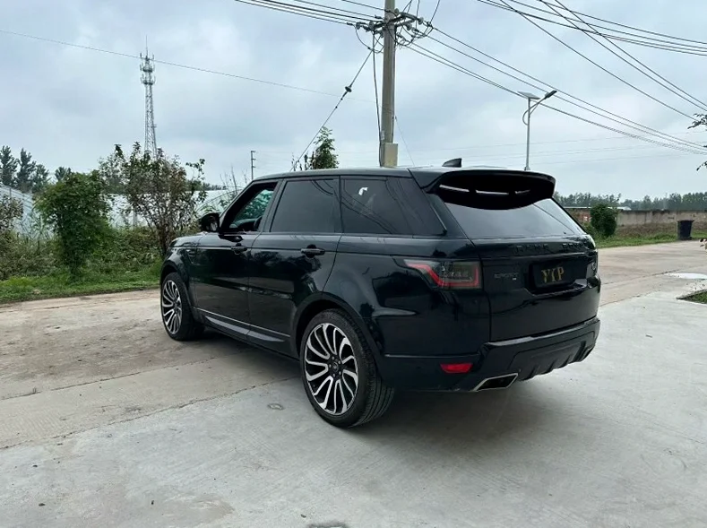 路虎揽胜运动 正面外观二