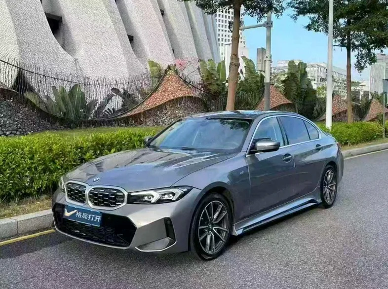 宝马3系 后面外观二