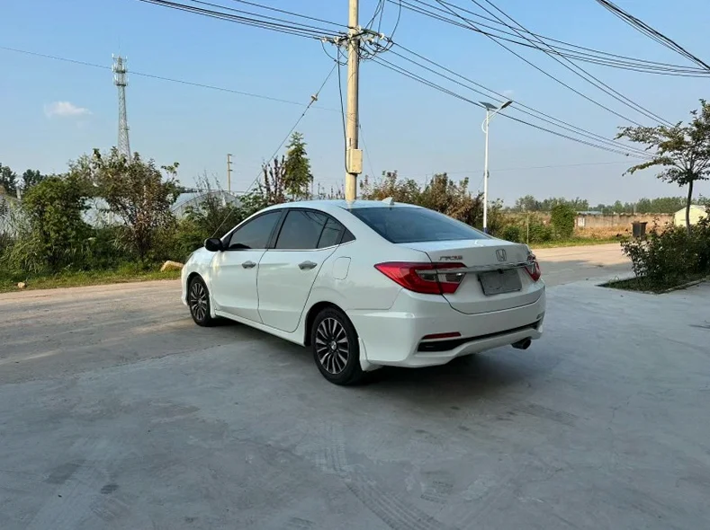 本田凌派 正面外观三