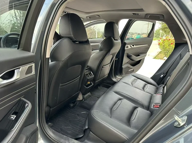 吉利星瑞 后面外观三