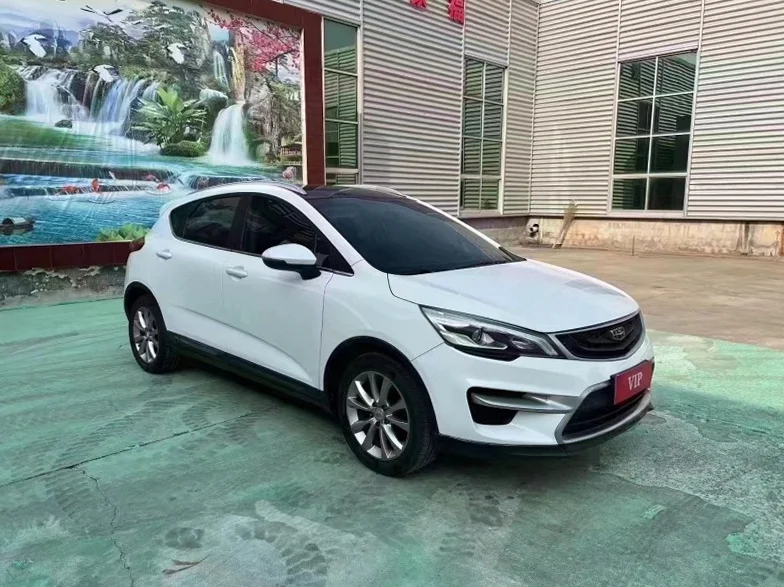 吉利帝豪 正面外观三