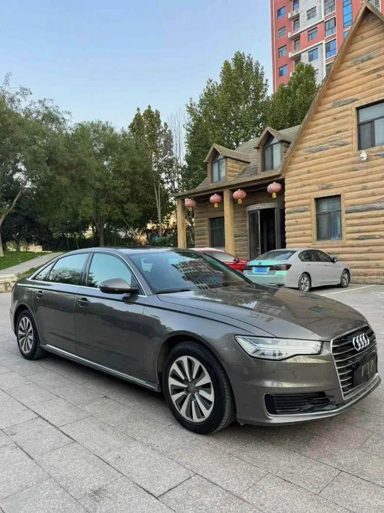 奥迪A6L 正面外观三