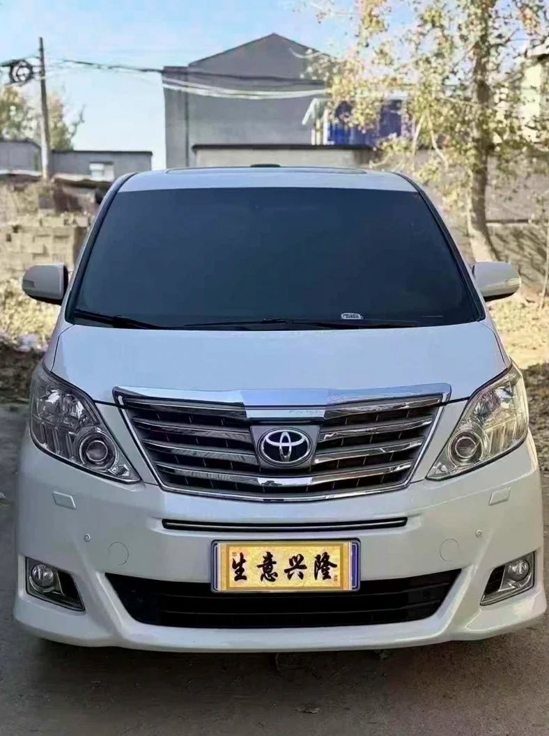 2016年丰田埃尔法